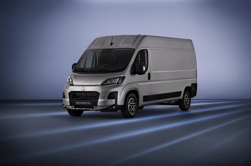 Toyota Proace Max furgoneta gran volumen — base para camperizar con garantía Toyota