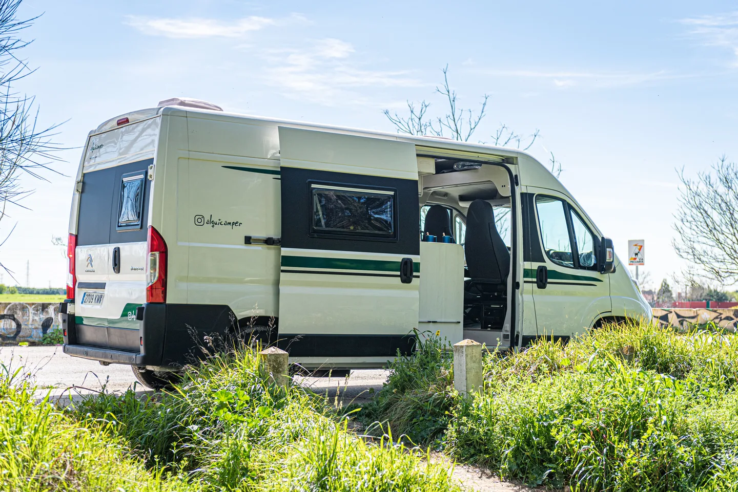 Venta de furgoneta camper para empresas de alquiler