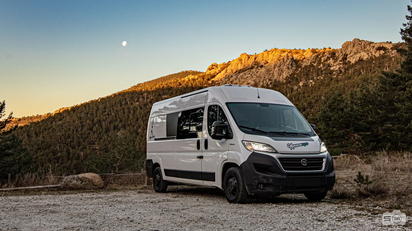 Camperización de furgonetas para flotas de alquiler