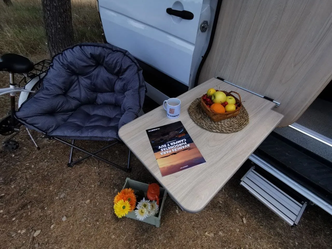 Mesa exterior Sprinter camper a medida