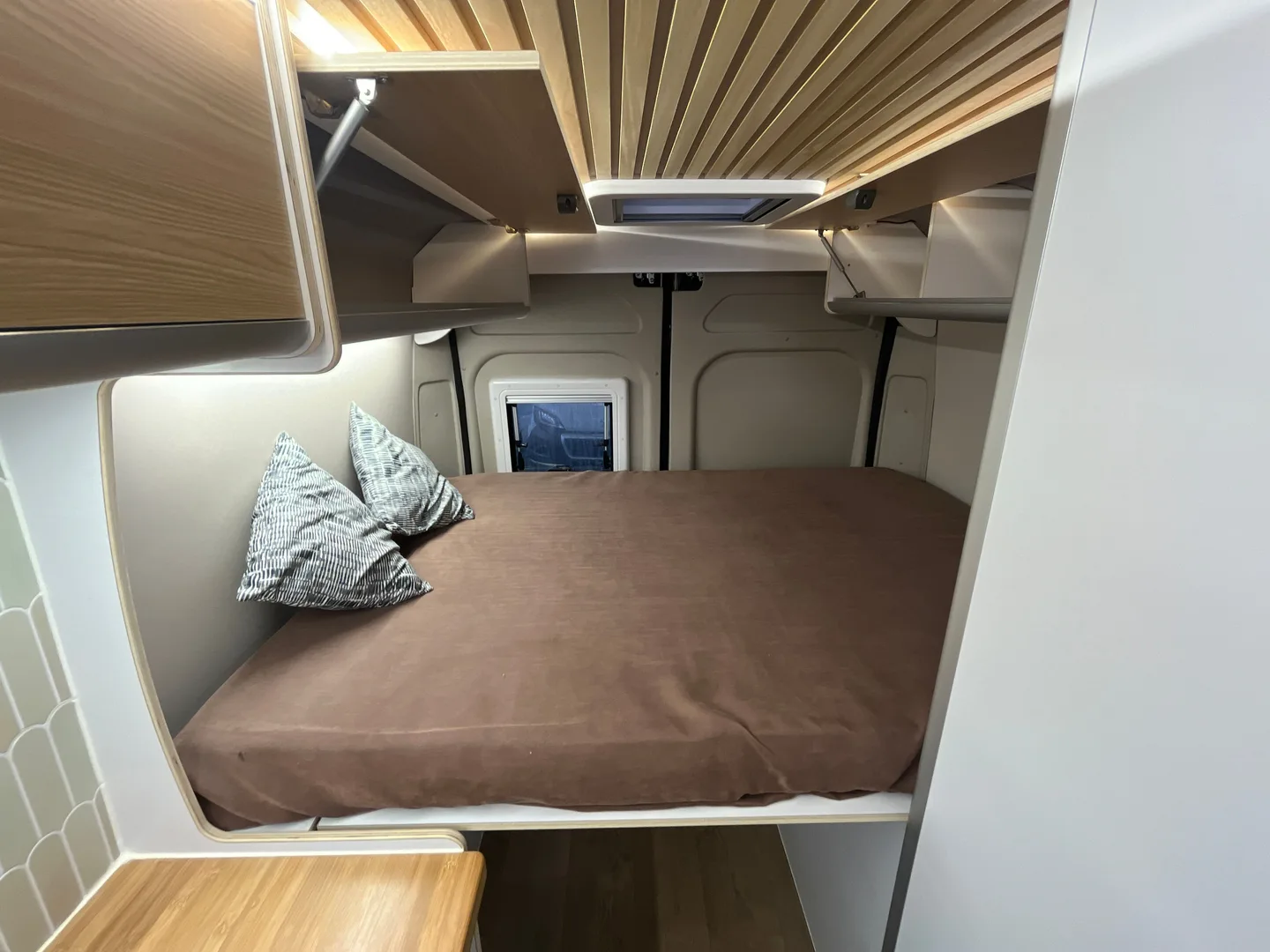 Cama camperización L3H2
