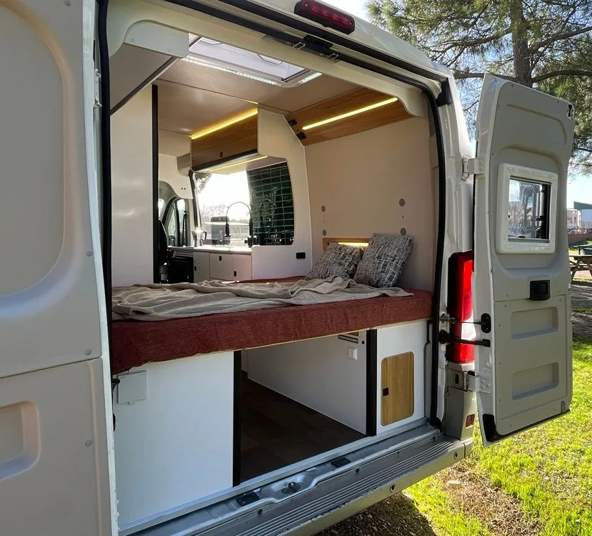Cama grande camper L3H2