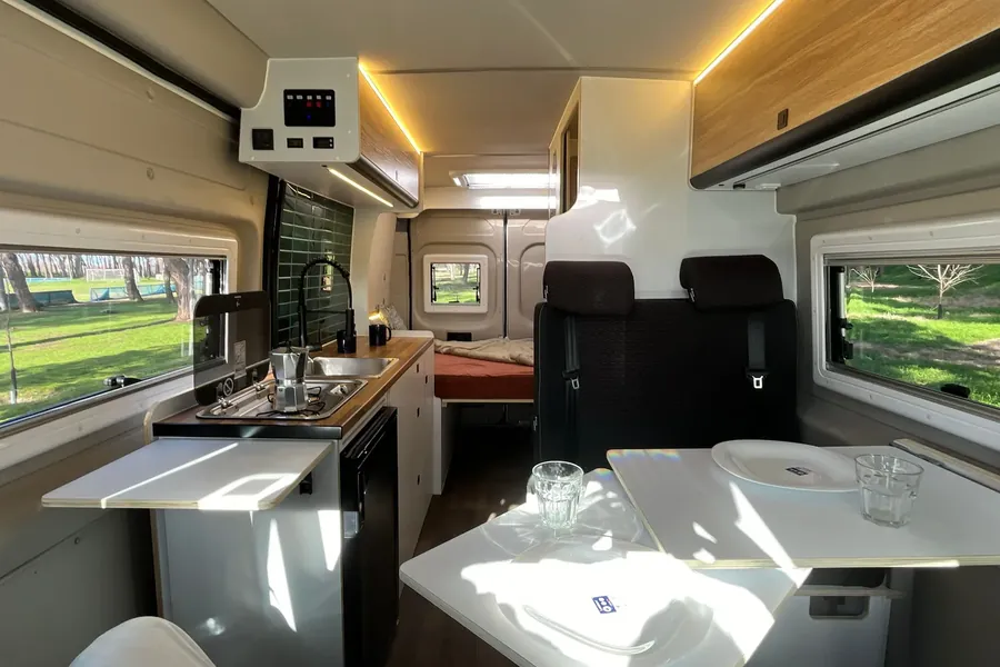 Interior L3H2