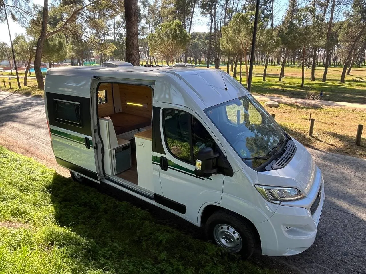 Ducato L2H2 con Distribución Americana y 3 Plazas de Serie — foto 8