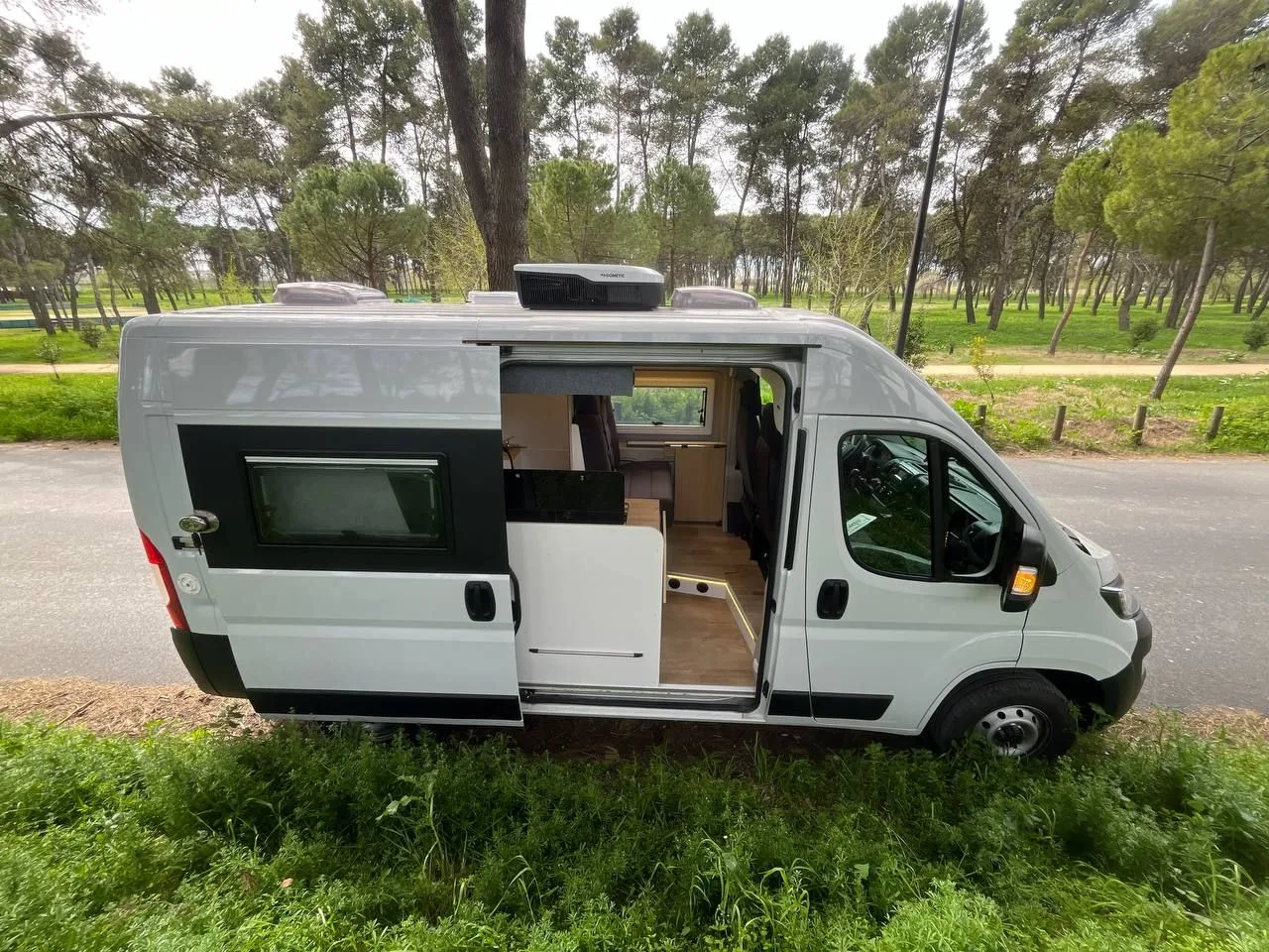 Ducato L2H2 Moderna con Aire Acondicionado y Batería 300 Ah — foto 2