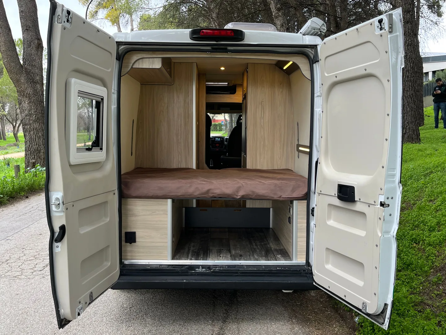 Ducato L3H2 con Toldo y Gran Almacenaje para Familias — foto 3