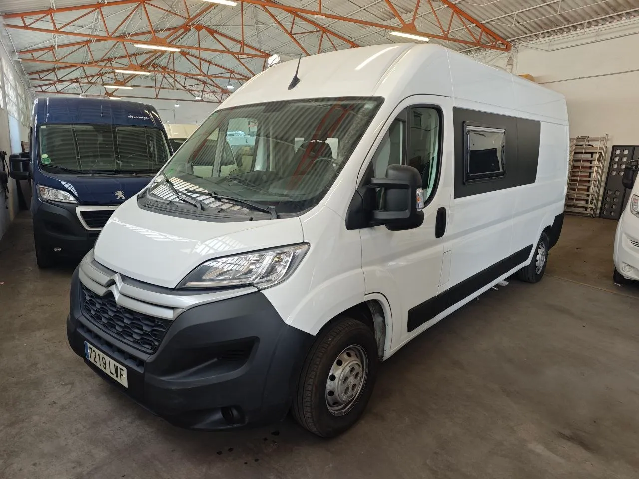 Citroën Jumper L3H2 con Batería de 300 Ah, Inversor de 6.000 W y Toldo Fiamma — foto 2