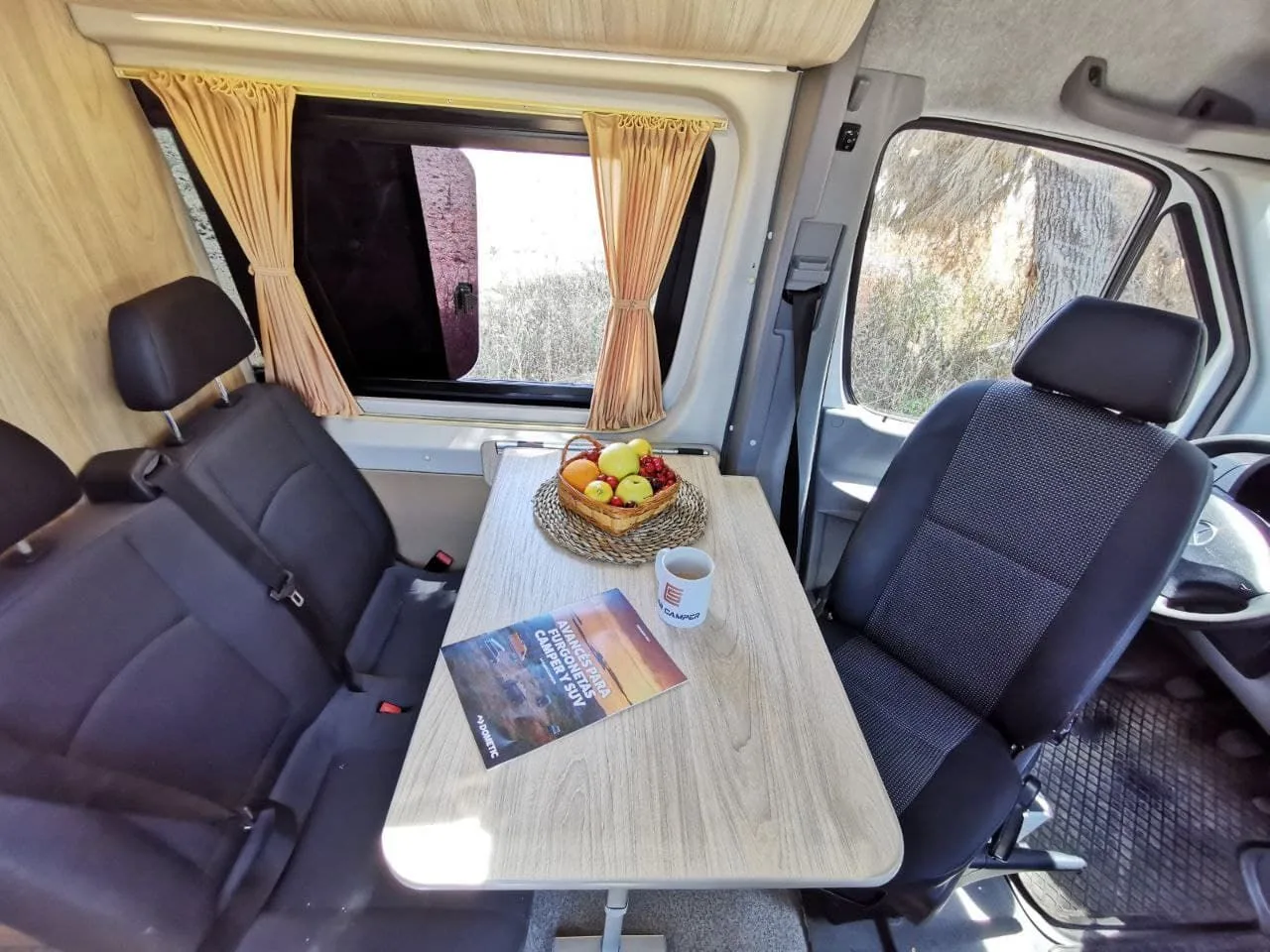 Sprinter L2 con Muebles Curvos para Empresa de Alquiler — foto 4